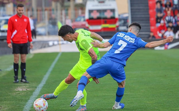 El Eldense fulmina en 15 minutos a un Intercity que vuelve a meterse en problemas (2-0)