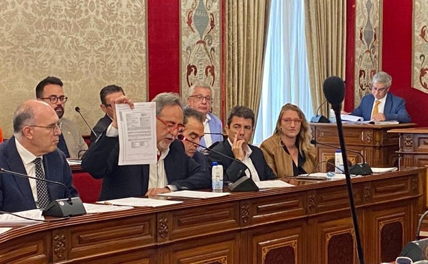 Jiménez: «Me voy con la cabeza bien alta, aquí no se otorgan contratos a dedo»