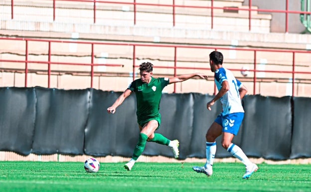 El Elche suma ante el Tenerife su segunda victoria de la pretemporada (1-0)