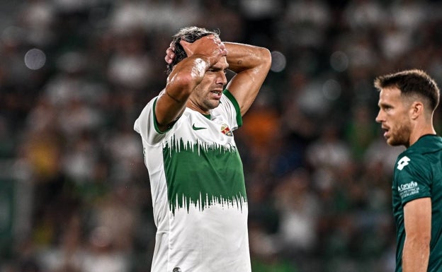 Un Elche decepcionante cae en casa en su estreno ante un recién ascendido (0-1)