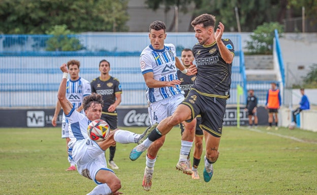 El Intercity no pasa del empate ante el colista y deja pasar otra oportunidad para acercarse al 'play off' (0-0)