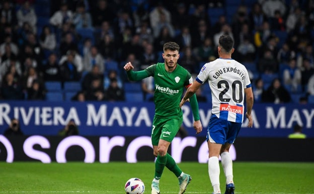 El Elche cae con claridad ante el Espanyol con dos zarpazos de Braithwaite en 8 minutos (2-0)